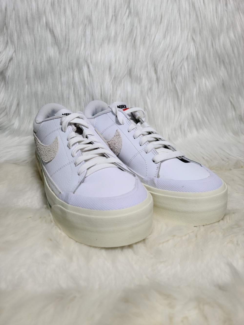 Nike Court Legacy Comfort Lift White Stadium Green Women 8 NEW
